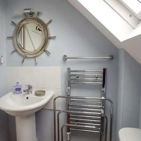 Coach House 1 - Pullwood Bay Dom wakacyjny *