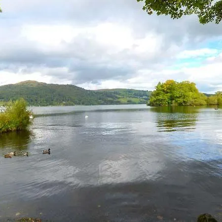 Coach House 1 - Pullwood Bay *